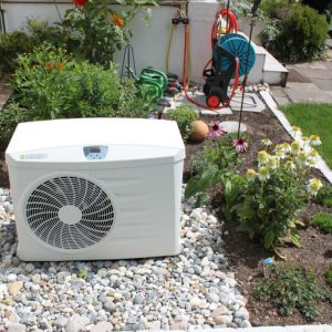 N01-5-Die-W_25C3_25A4rmepumpe-im-Beet-integriert..jpg